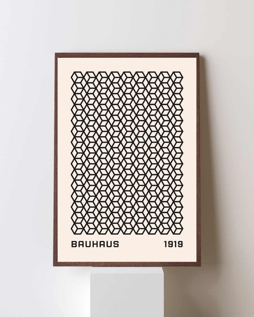Bauhaus Plakat 40 – Geometrisk Kubemønster i stuen - geometrisk designplakat til nordisk interiør