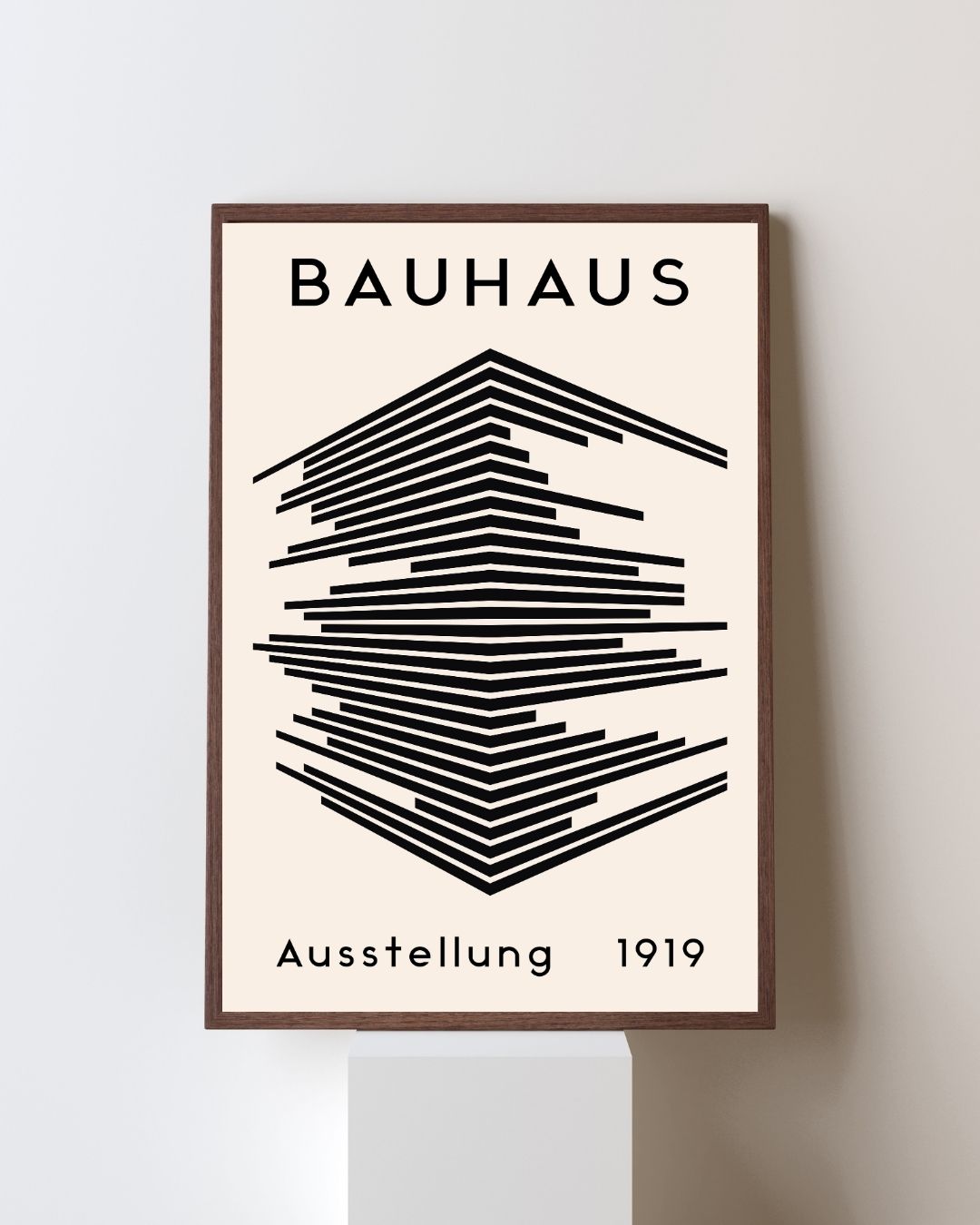 Bauhaus Plakat 46 – Arkitektonisk Struktur i Sort og Beige