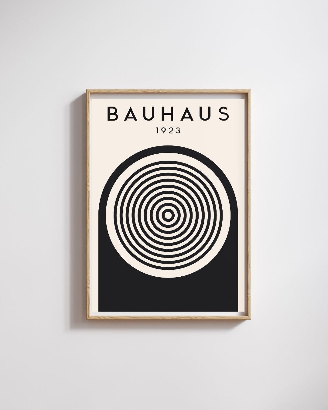 Bauhaus Plakat 48 – Koncentriske Cirkler 1923 i Sort og Creme