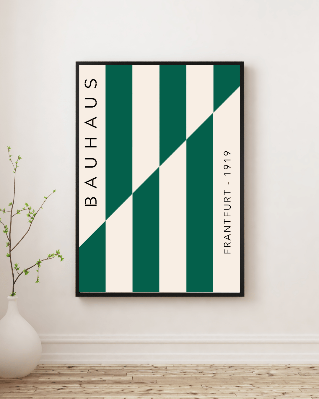 Bauhaus Plakat 24 – Grøn Geometri i Stram Balance