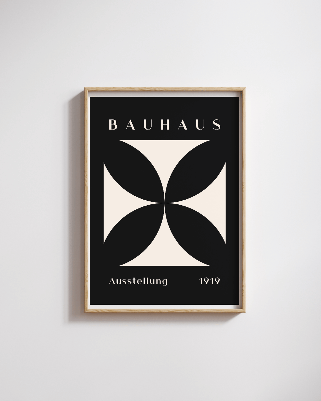 Bauhaus Plakat 31 – Sort Symmetrisk Kontrast